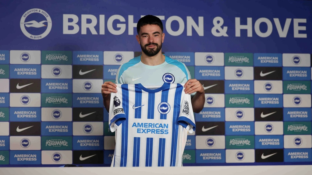 TA：23岁布莱顿后卫埃兰-卡欣将租借加盟伯明翰，为期一个赛季