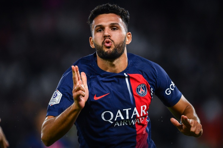 邮报：转会市场选择越来越少，纽卡重燃对贡萨洛-拉莫斯的兴趣