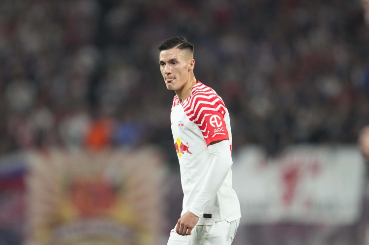 TA：曼联尚未对塞斯科提出报价，他们愿意支付的价格也低于纽卡