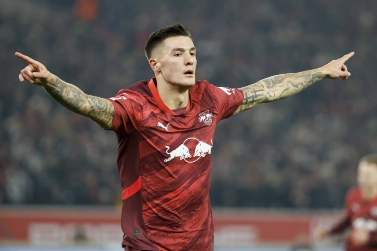 记者：纽卡担心塞斯科会加盟曼联，若二选一球员确实更倾向红魔