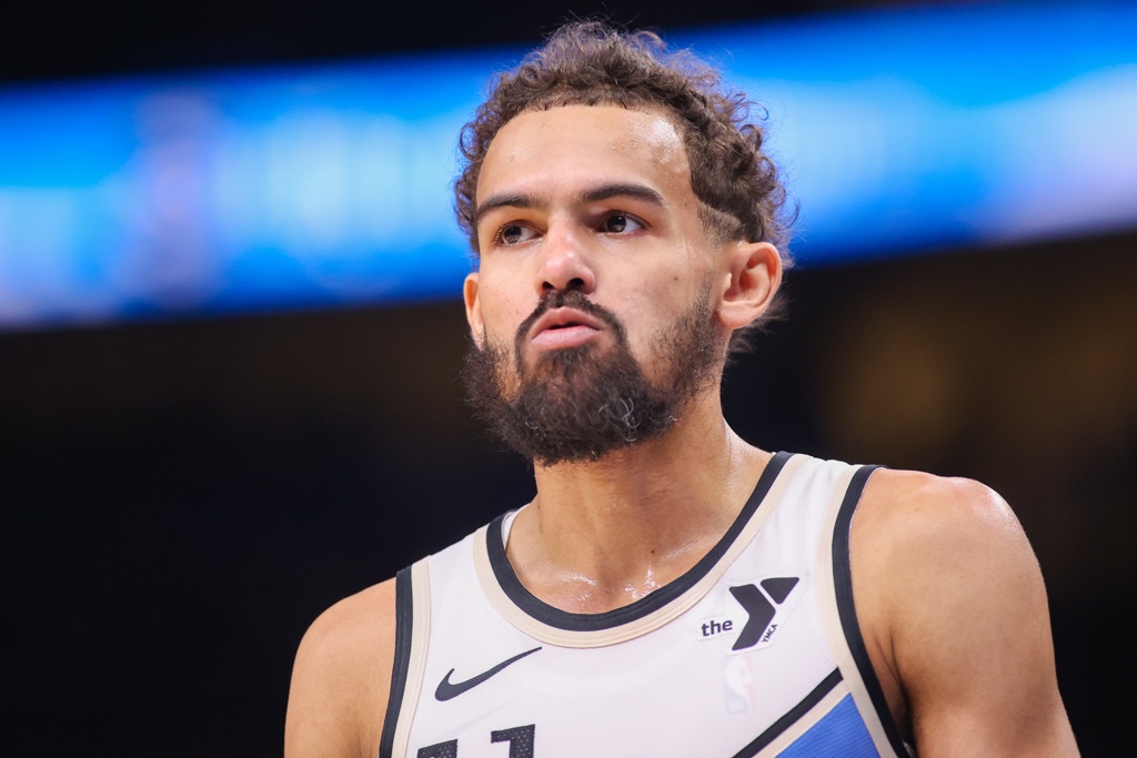 真挚的祝福！祝老鹰球星特雷-杨27岁生日快乐！