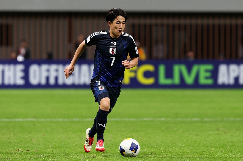 18岁佐藤龙之介谈入选日本队:意外过后是自豪,接下来要一决胜负