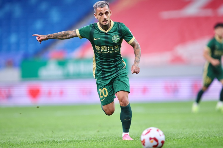 母队老板：米特里策在中国受到热烈的欢迎，他的家人也将前往那里